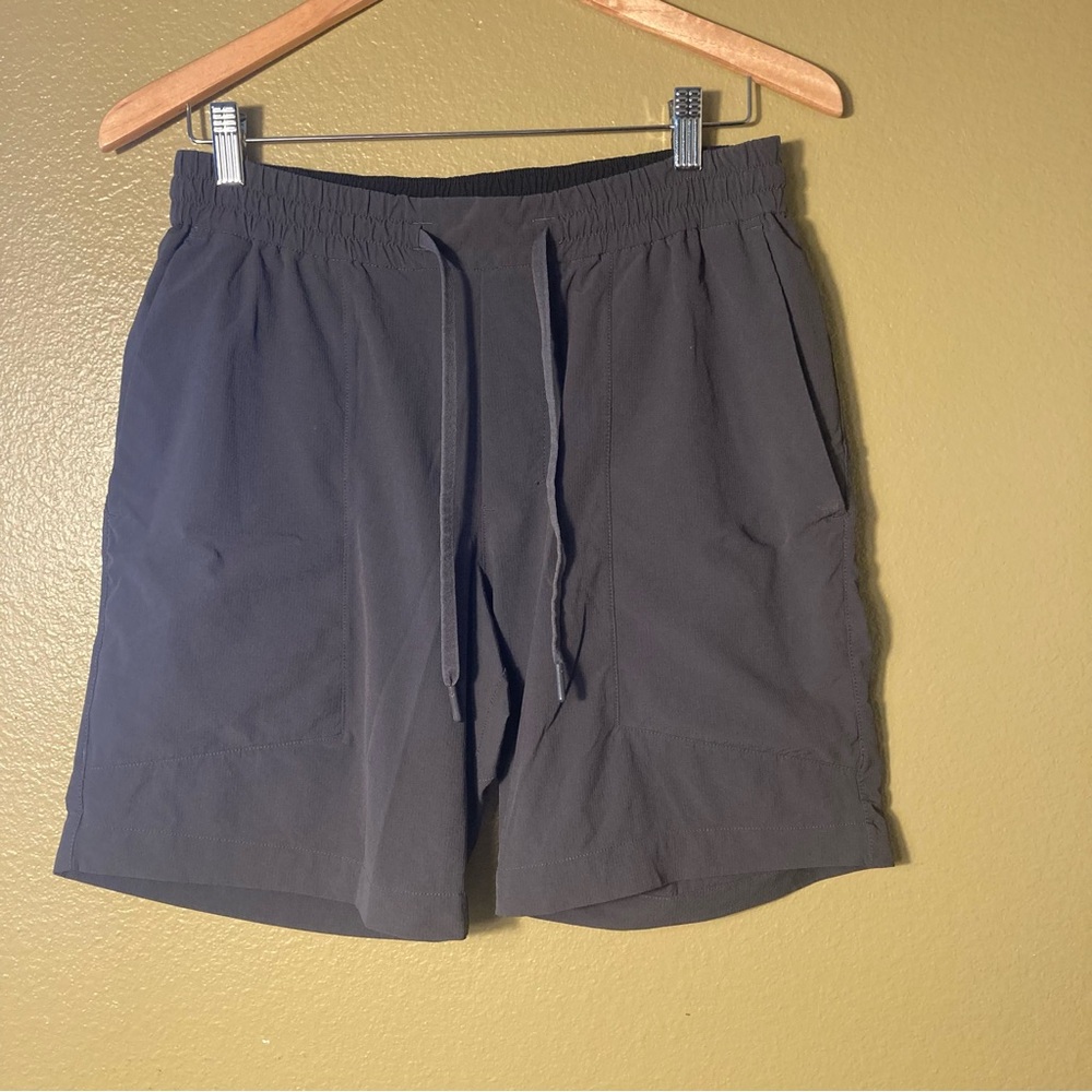 lululemon athletica Bowline 8” Men's Dark Gray Athletic Shorts
